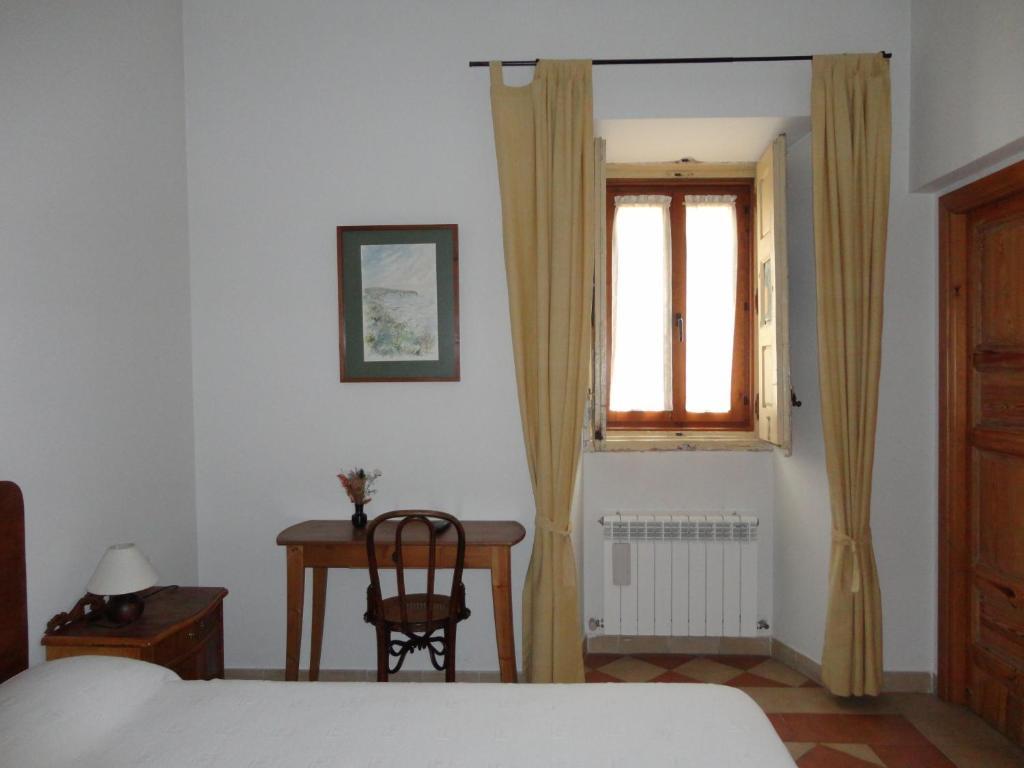 Hostal Puerta Medina Siguenza Room photo