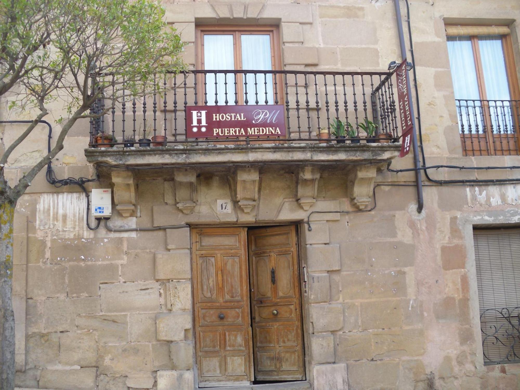 Hostal Puerta Medina Siguenza Exterior photo