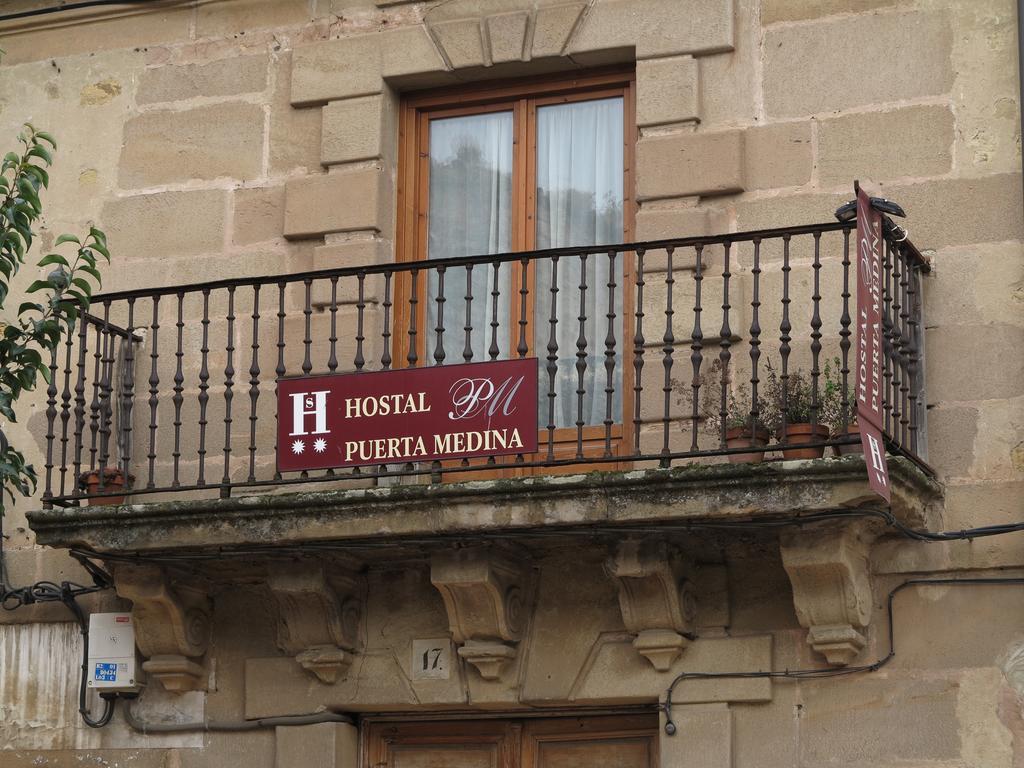 Hostal Puerta Medina Siguenza Exterior photo